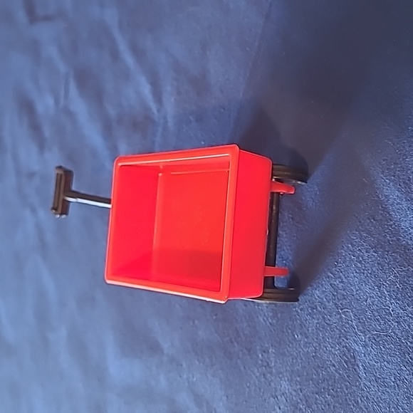 Beethoven Red Wagon Vintage 1990s - Picture 3 of 6